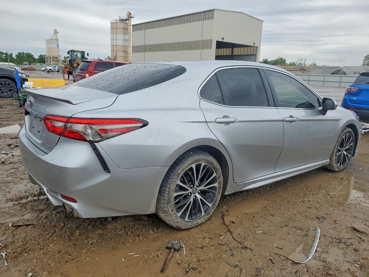 2018 Toyota Camry - Фото 3