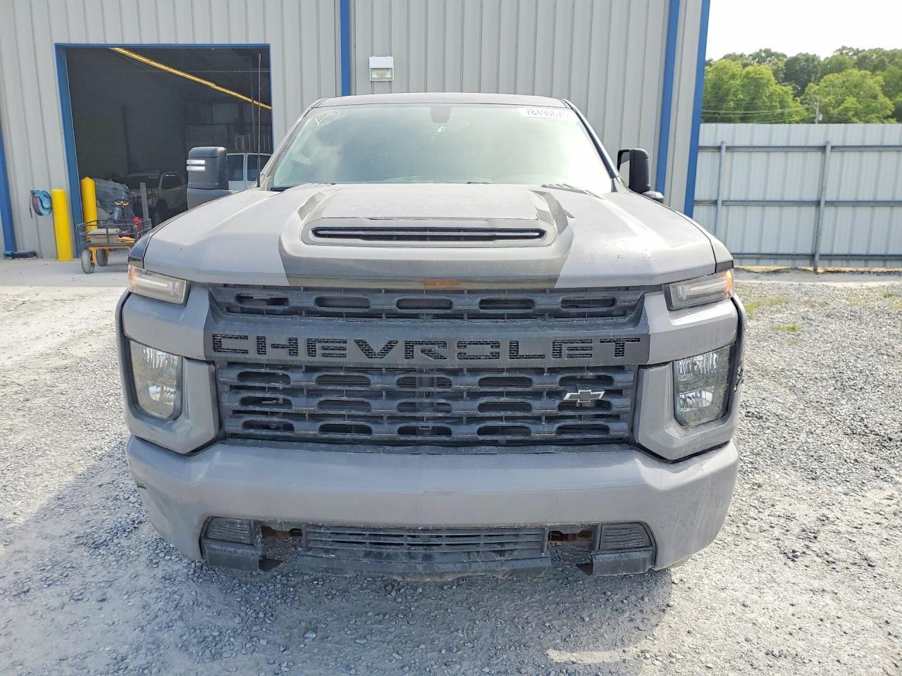2022 Chevrolet Silverado K2500 Custom - Image 5