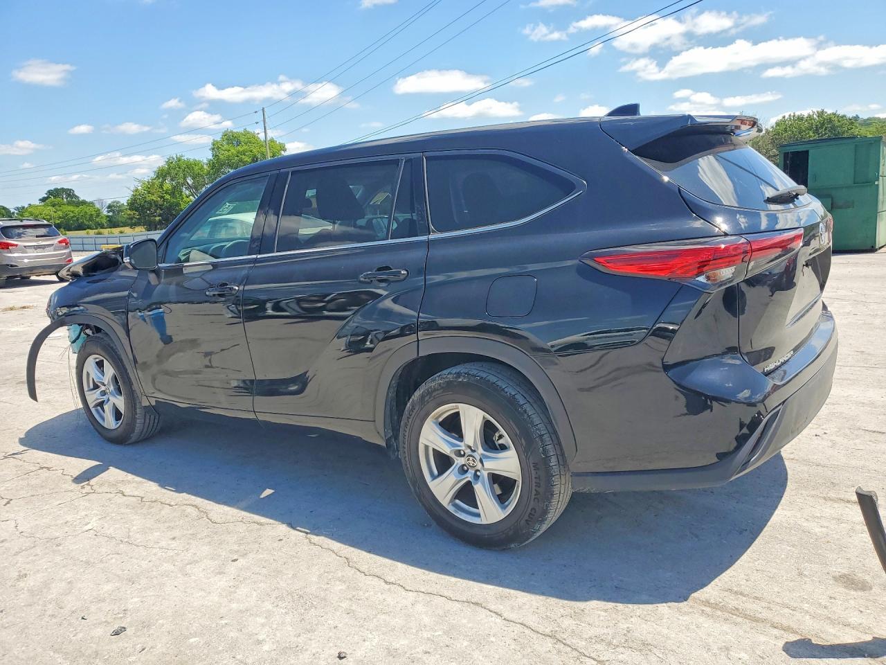 2021 Toyota Highlander L - Фото 2