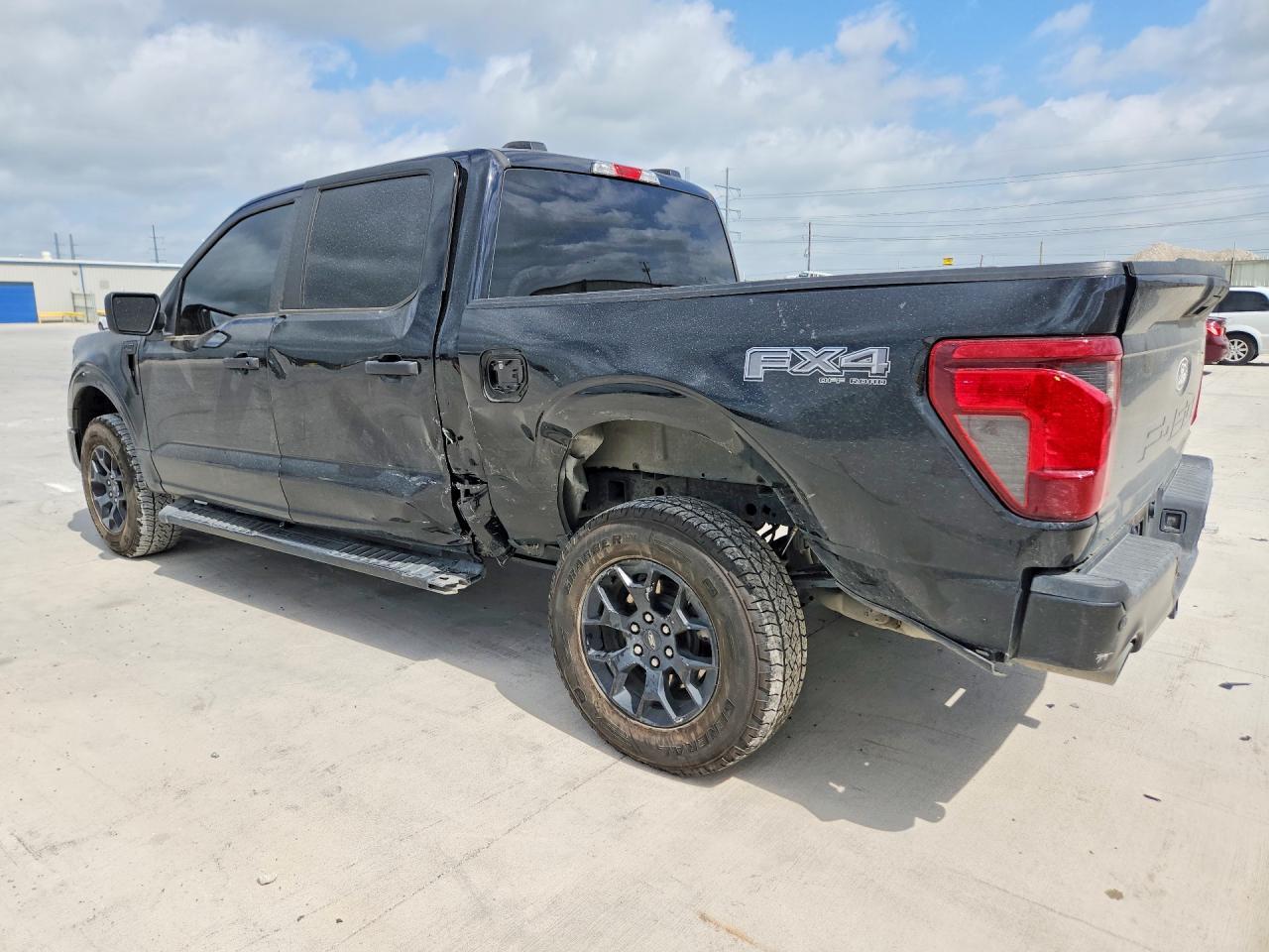 2024 Ford F150 Stx - Фото 2