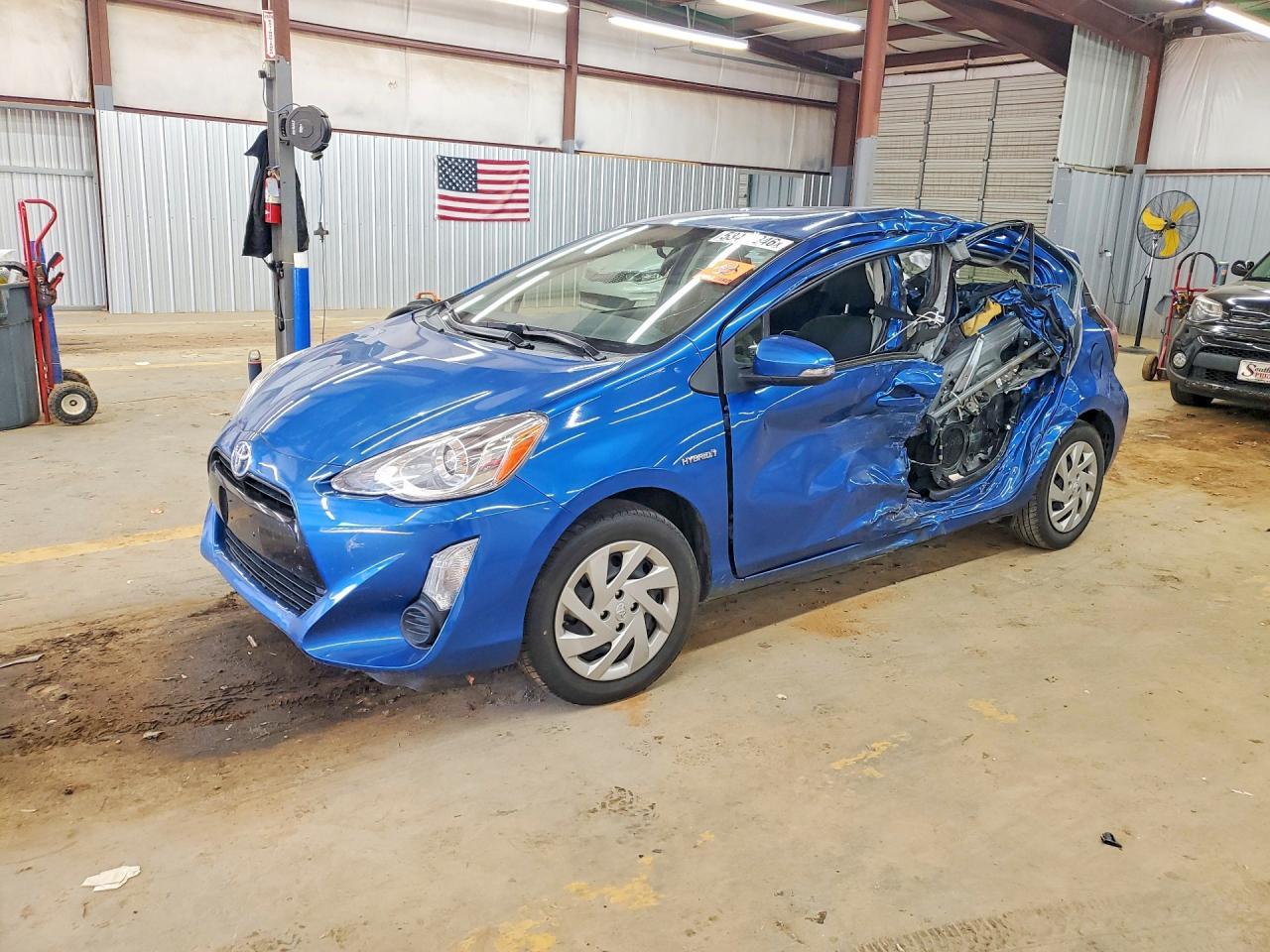 2015 Toyota Prius C Two