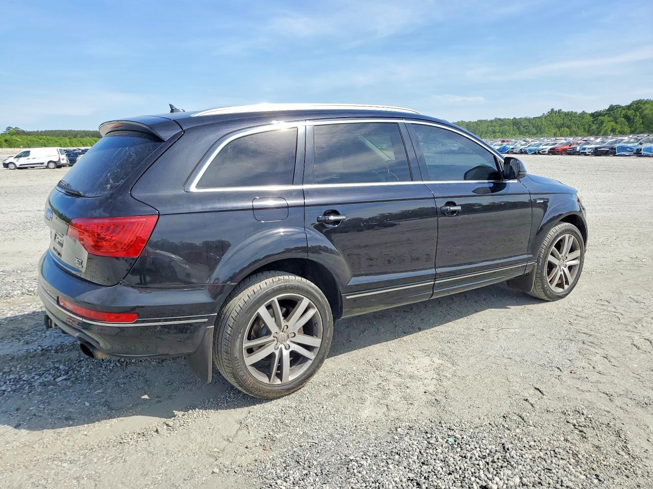 2014 Audi Q7 Premium Plus - Image 3