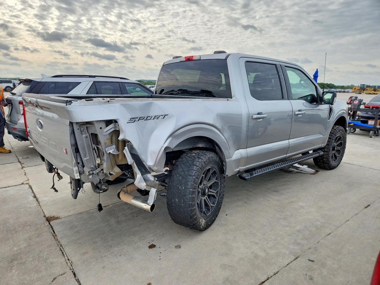 2022 Ford F150 Supercrew - Фото 3