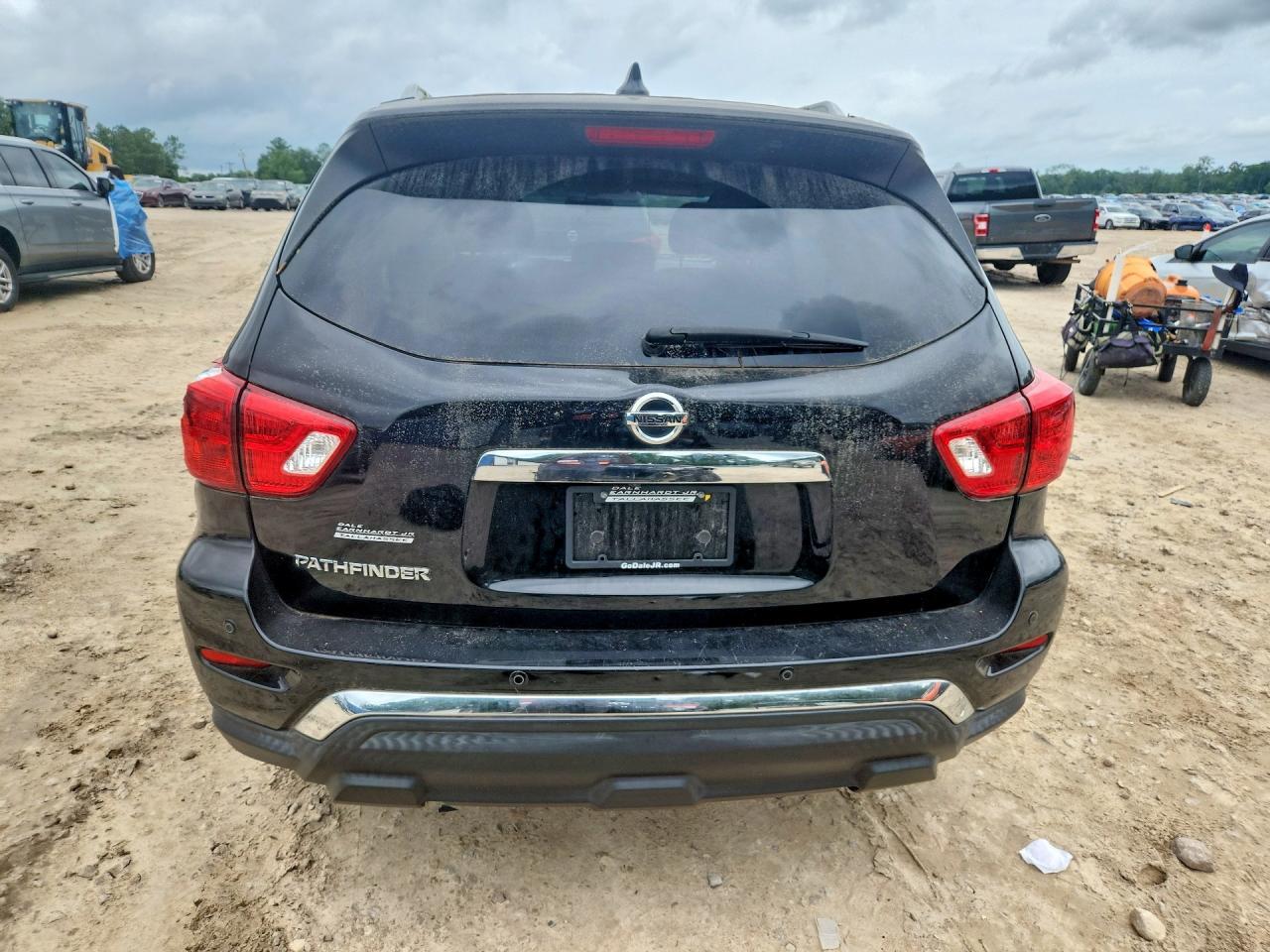 2019 Nissan Pathfinder S - Фото 6