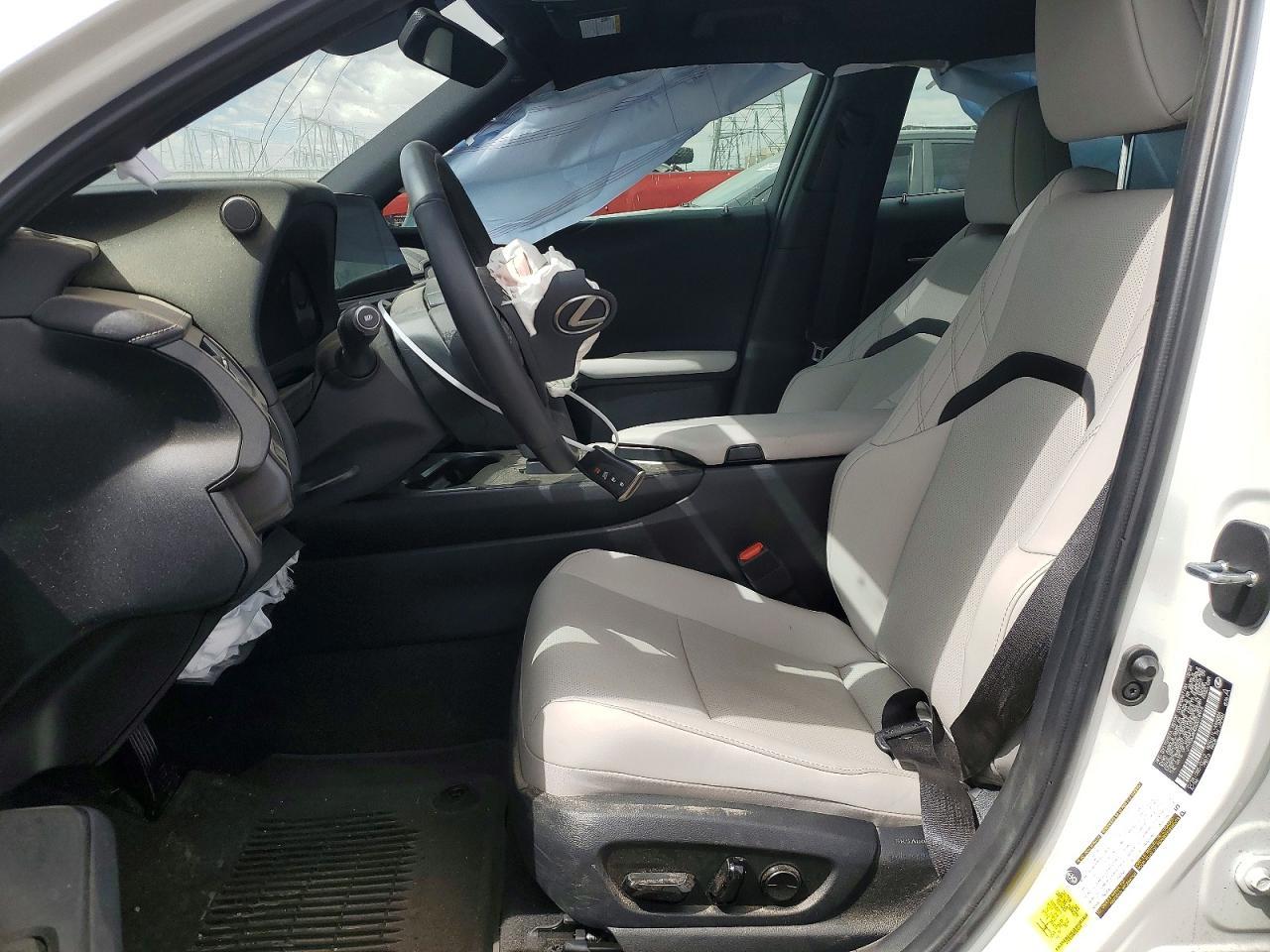 2025 Lexus Ux 300H Premium - Фото 7