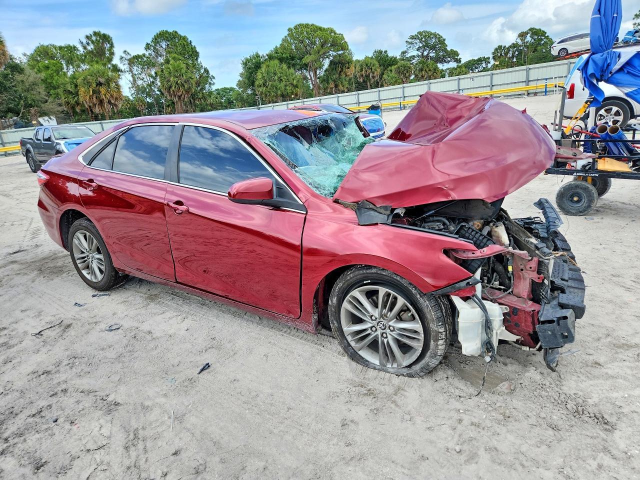 2017 Toyota Camry Se - Image 4