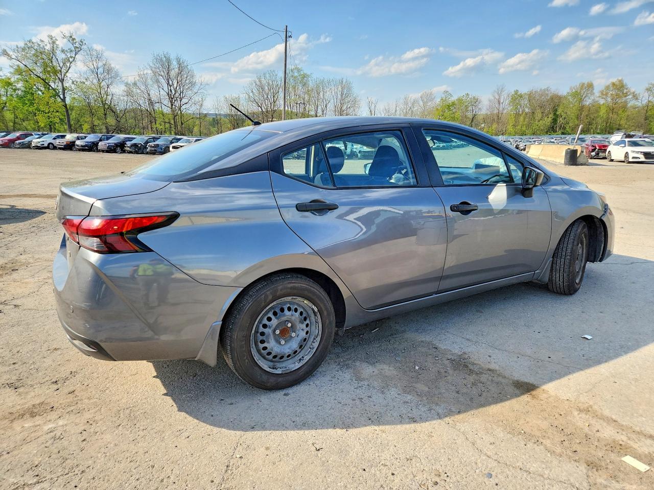 2024 Nissan Versa S - Фото 3