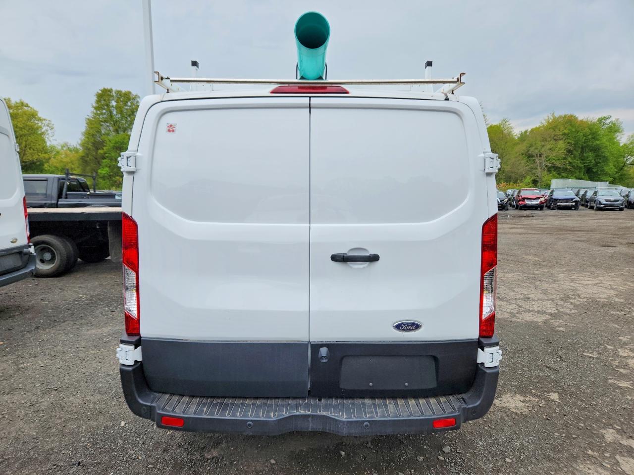 2016 Ford Transit T-150 - Фото 6
