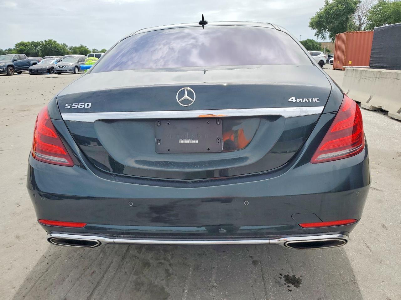 2018 Mercedes-Benz S 560 4Matic - Image 6