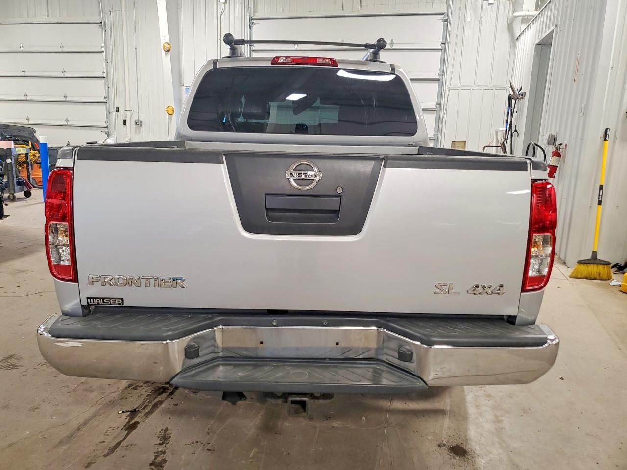 2011 Nissan Frontier S - Image 6