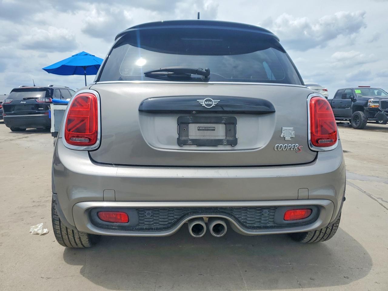 2019 Mini Cooper S - Image 6