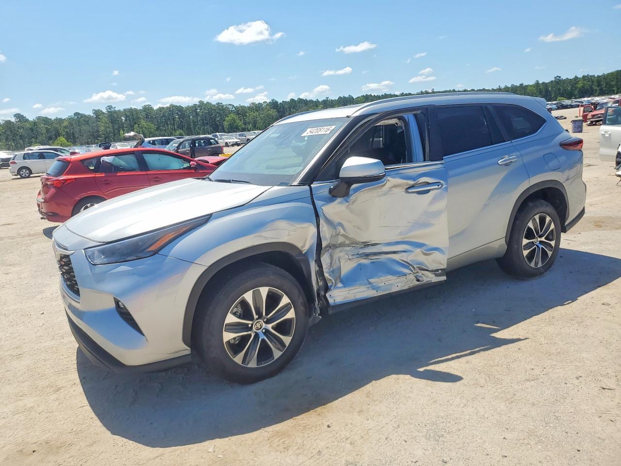 2024 Toyota Highlander Hybrid Xle