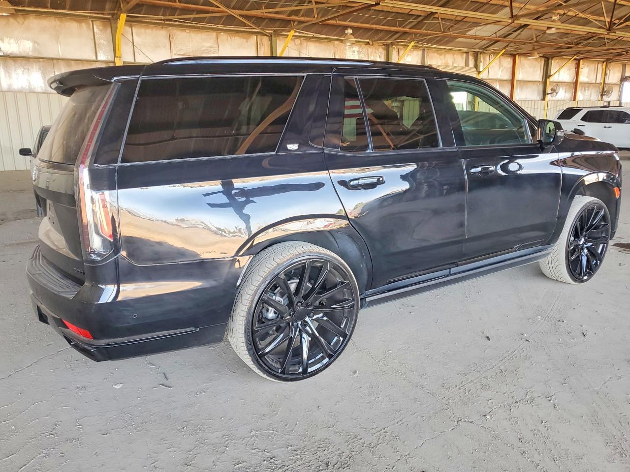 2023 Cadillac Escalade Sport Platinum - Фото 3
