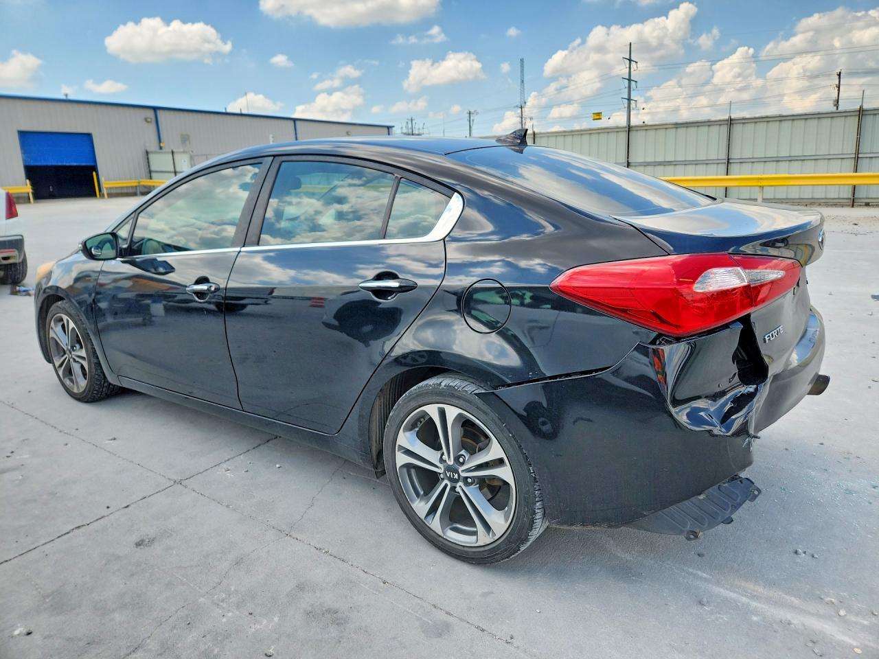 2016 Kia Forte Ex - Фото 2