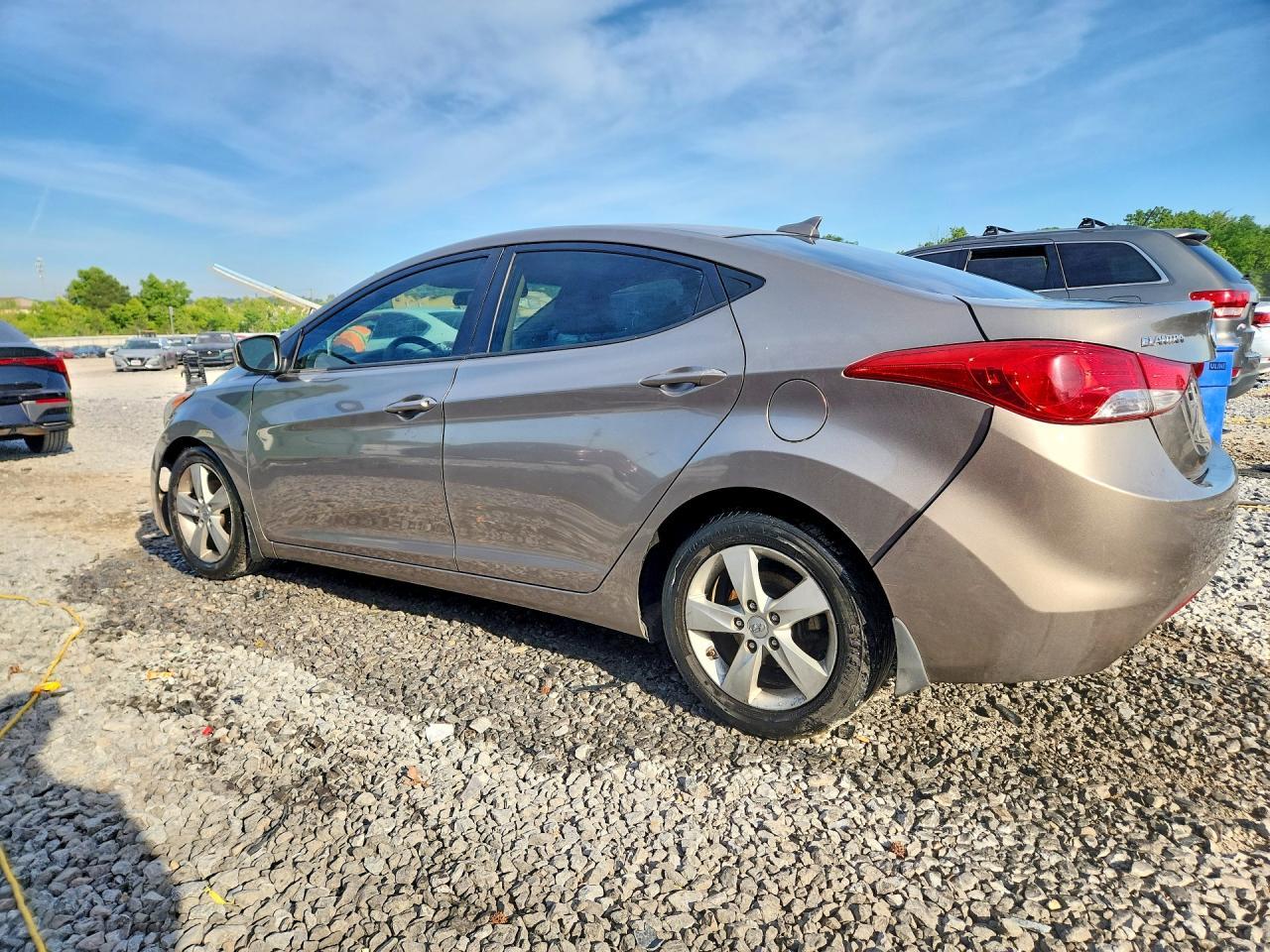 2013 Hyundai Elantra Gls - Фото 2