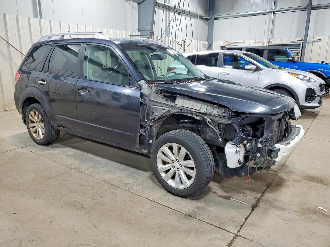 2011 Subaru Forester Touring - Фото 4