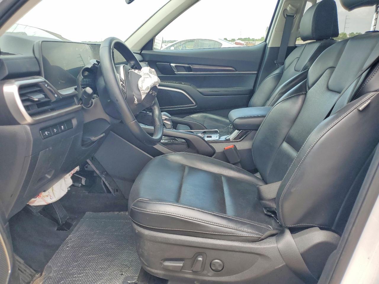 2024 Kia Telluride S - Image 7