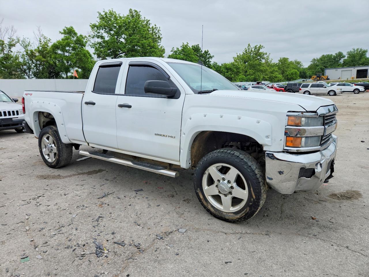 2017 Chevrolet Silverado K2500 Heavy Duty - Image 4