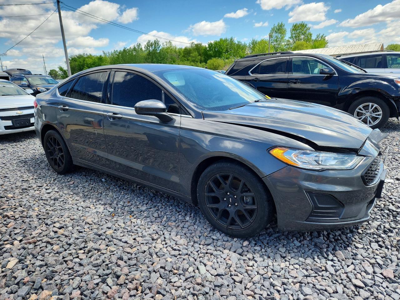 2020 Ford Fusion Se - Фото 4