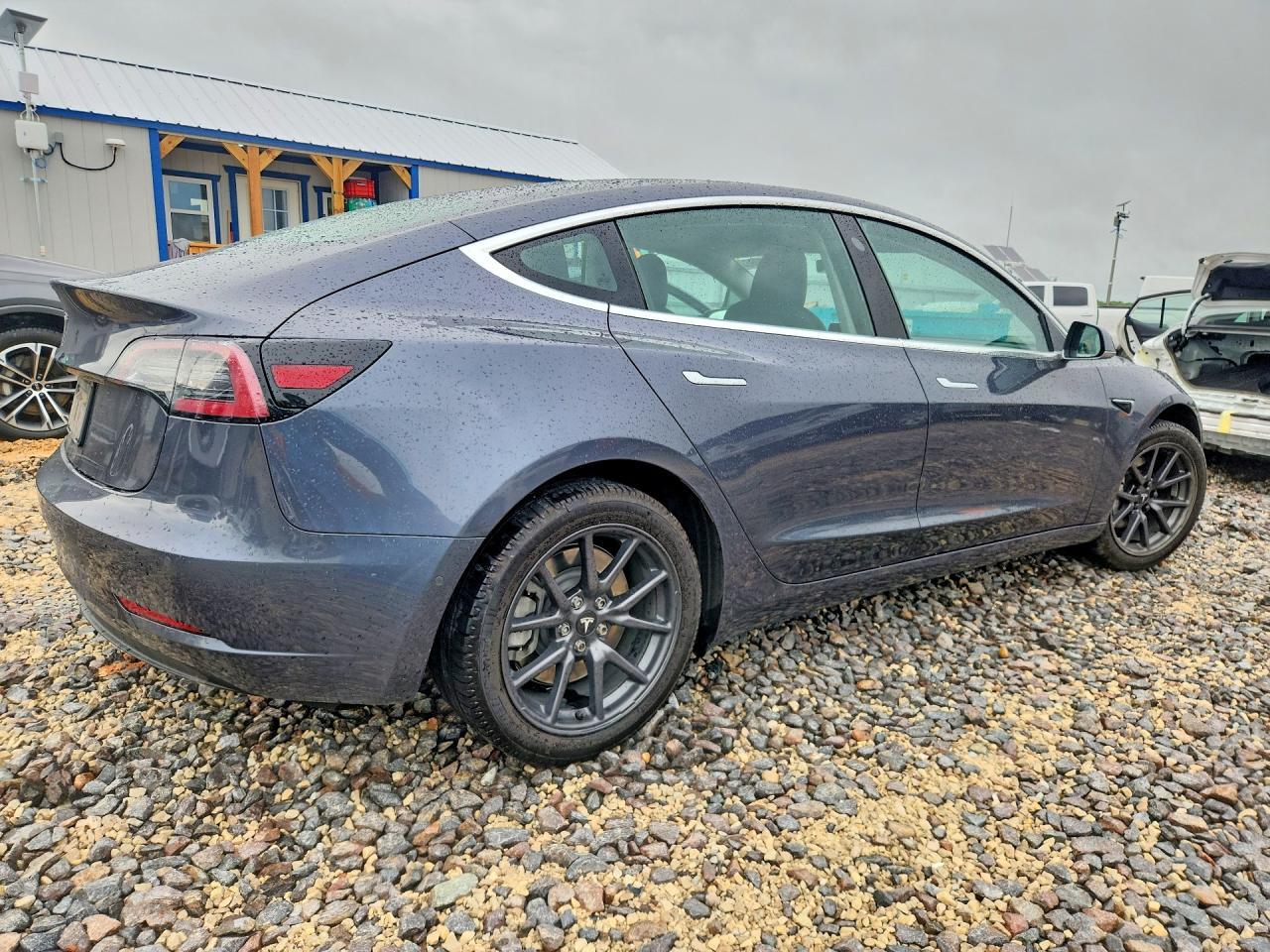 2019 Tesla Model 3 - Фото 3