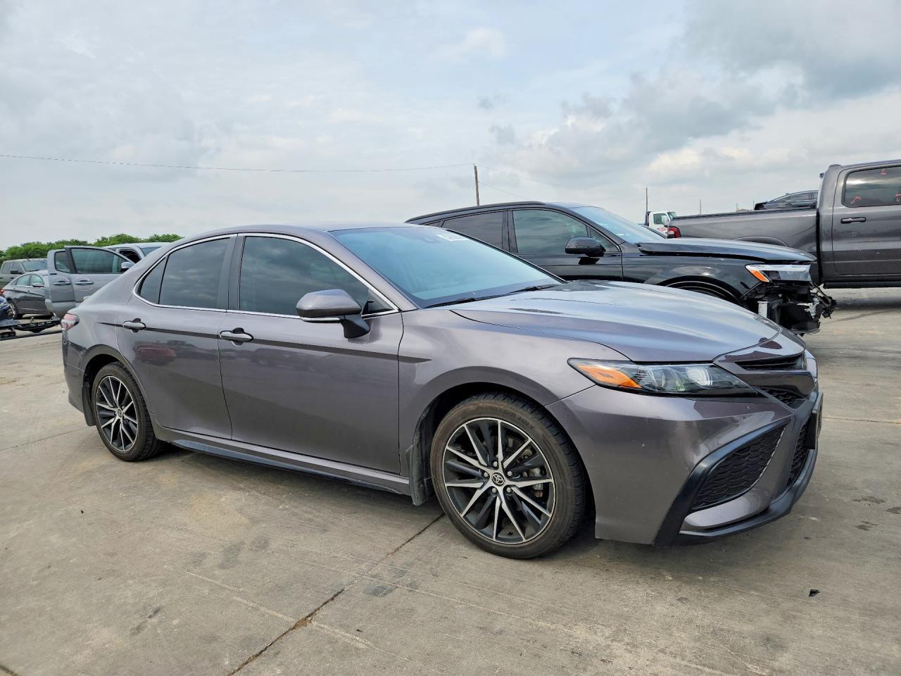 2023 Toyota Camry - Фото 4