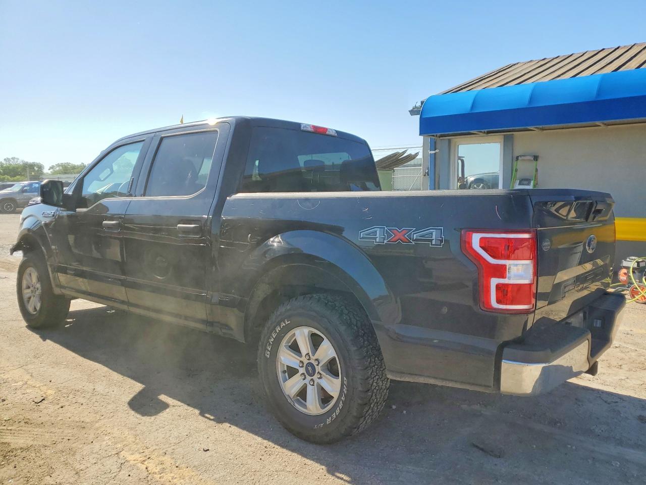 2018 Ford F150 Supercrew - Фото 2