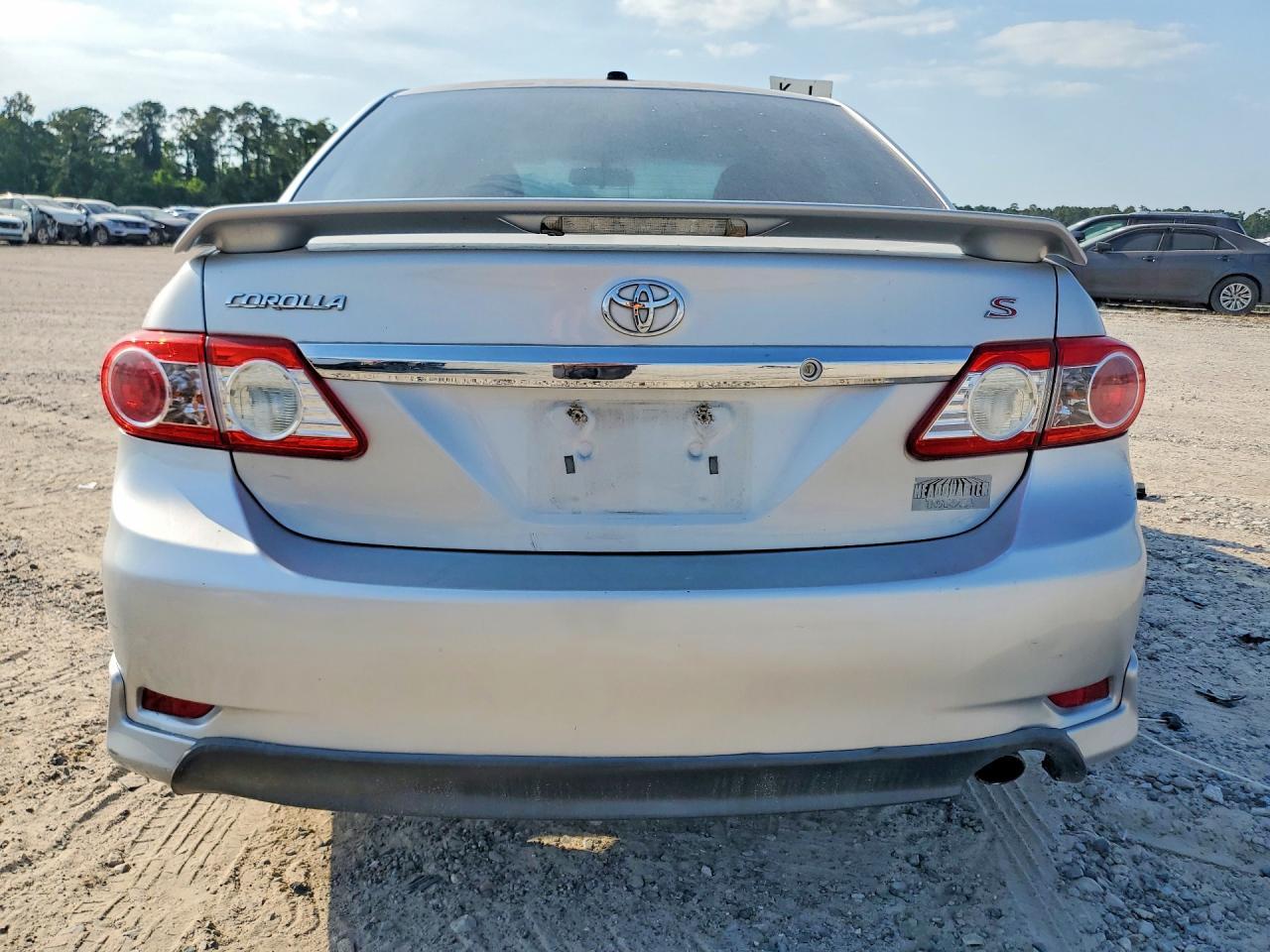 2013 Toyota Corolla S - Image 6