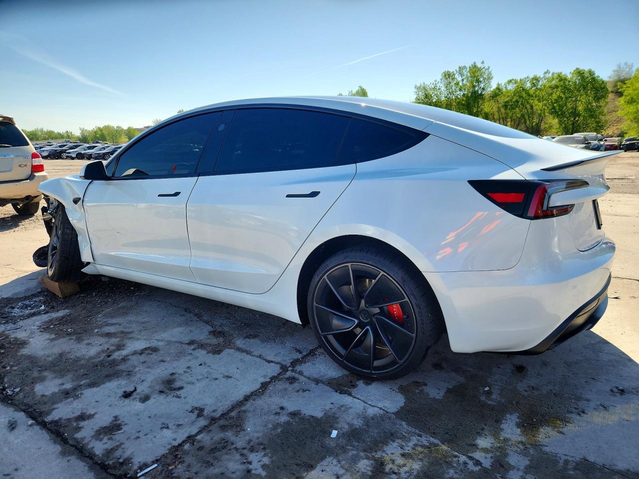 2025 Tesla Model 3 - Image 2