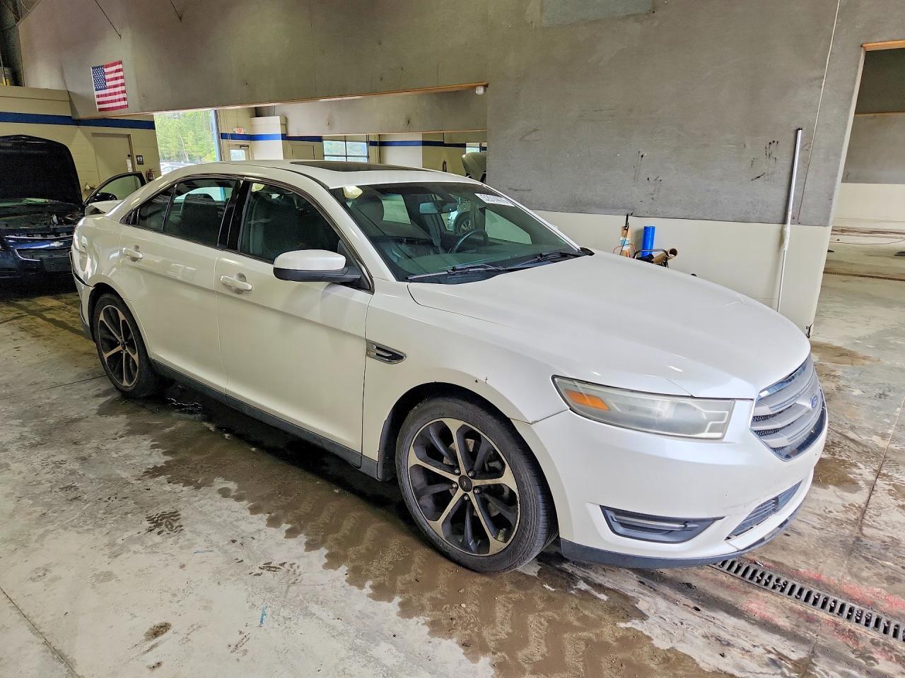 2014 Ford Taurus Sel - Фото 4