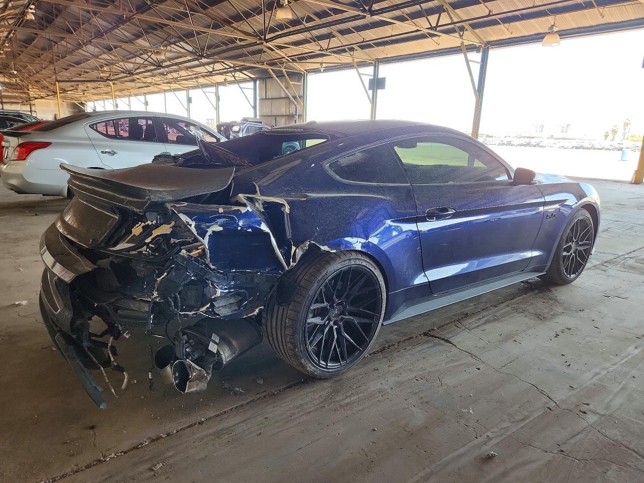 2019 Ford Mustang Gt - Фото 3