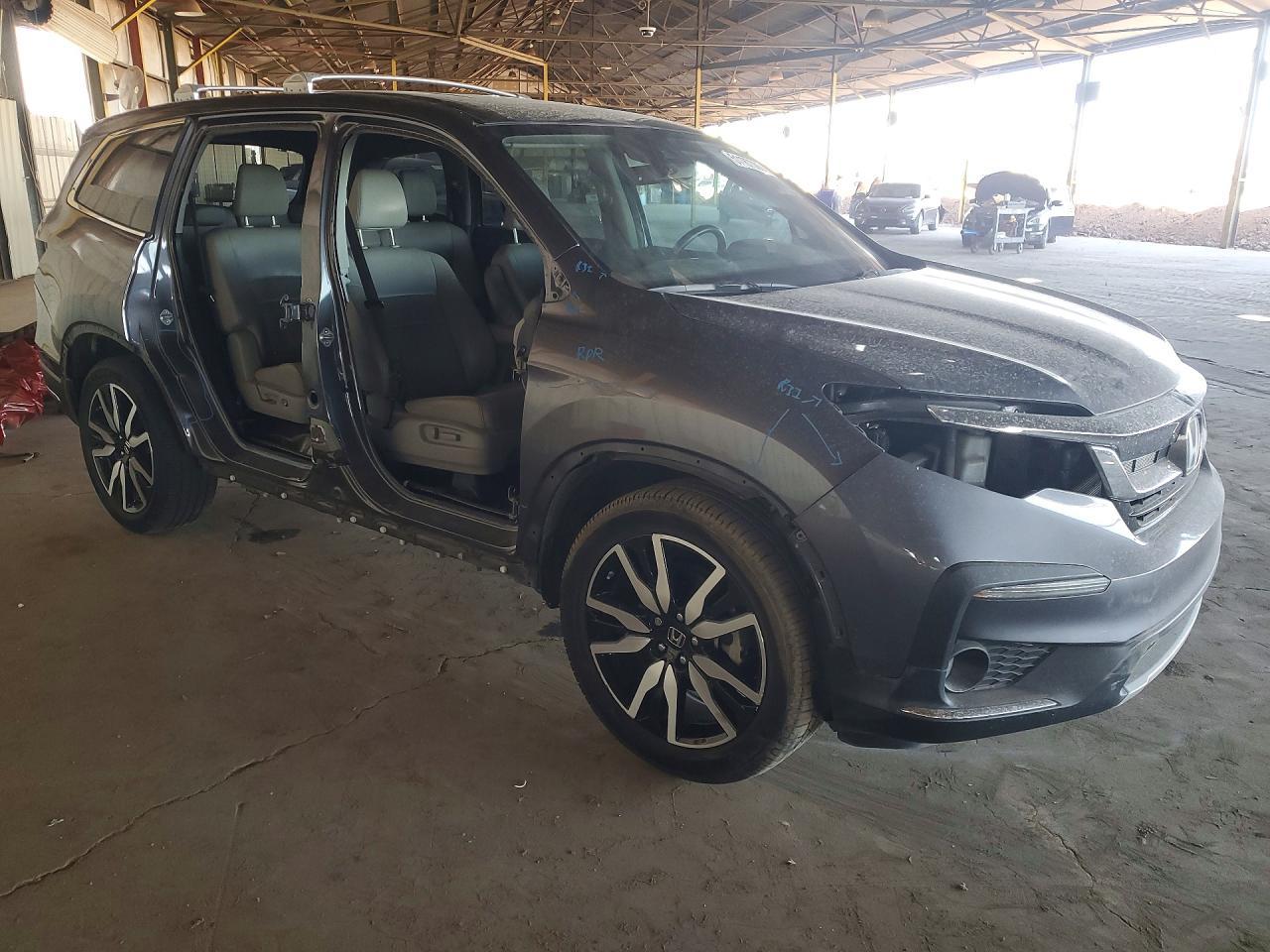 2021 Honda Pilot Touring - Image 4