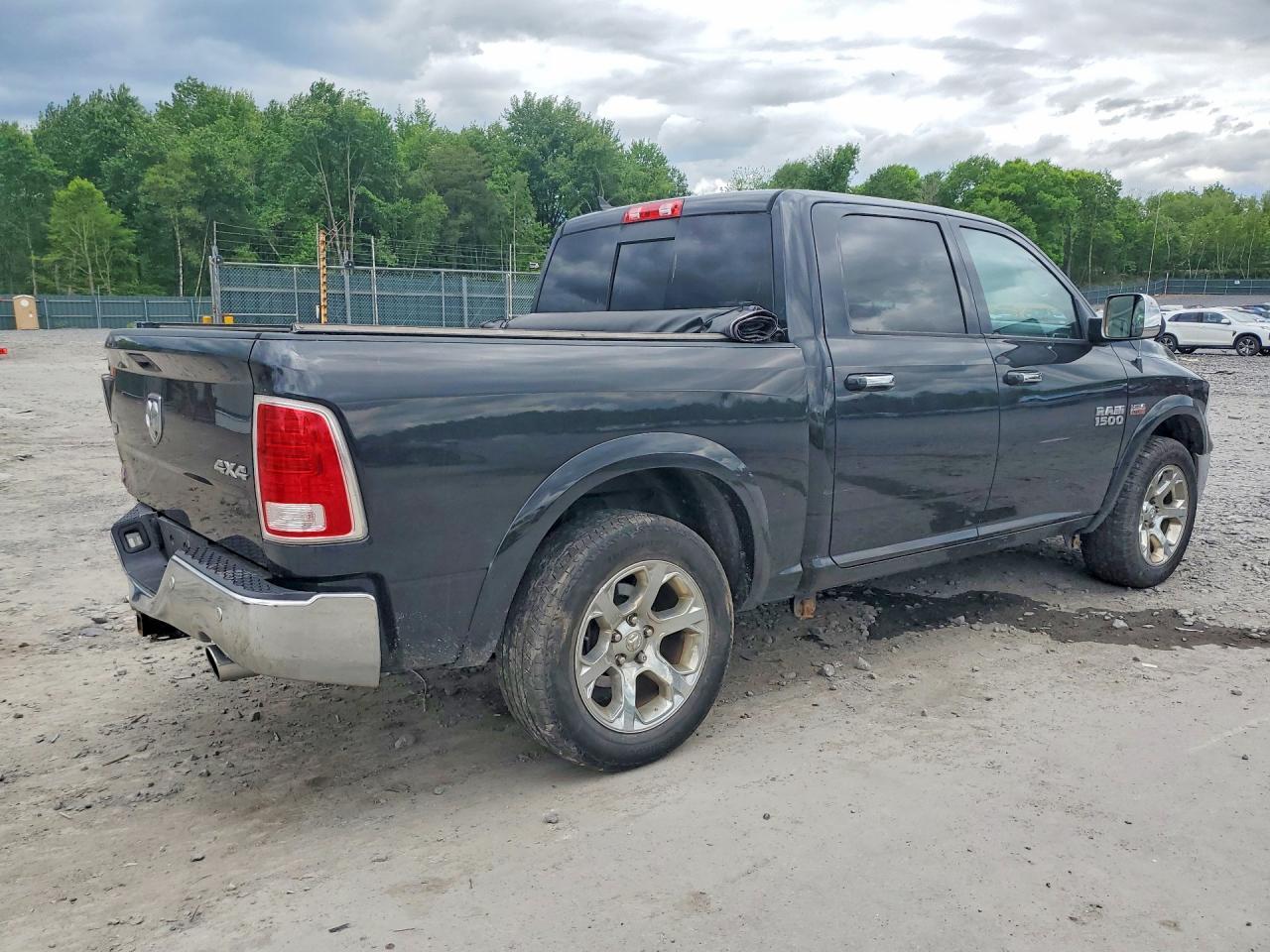 2016 Ram 1500 Laramie - Фото 3