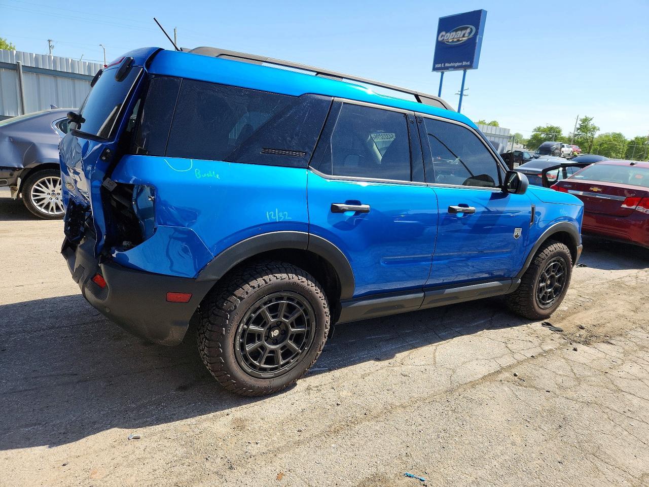 2025 Ford Bronco Sport Big Bend - Image 3