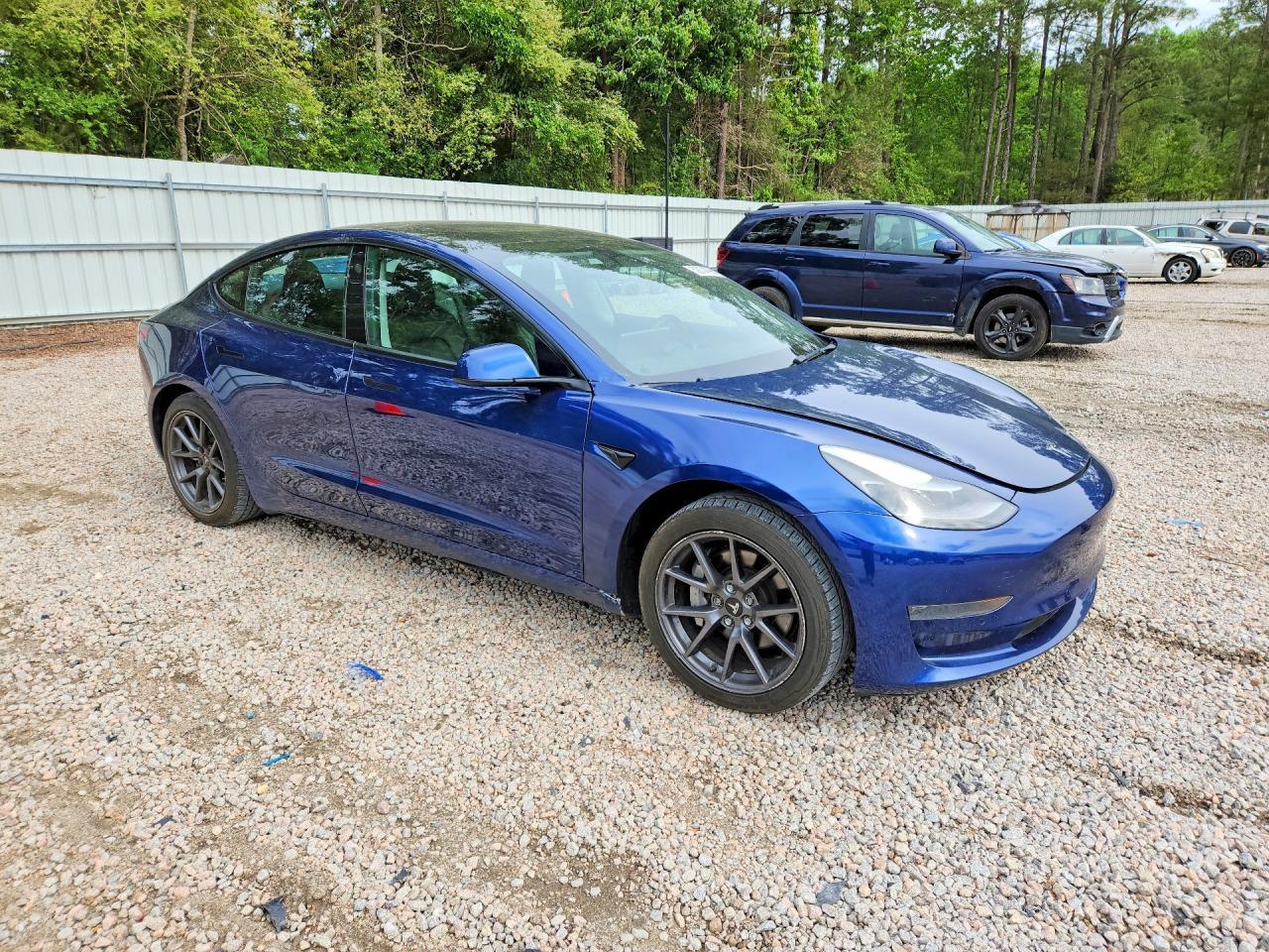 2021 Tesla Model 3 - Фото 4
