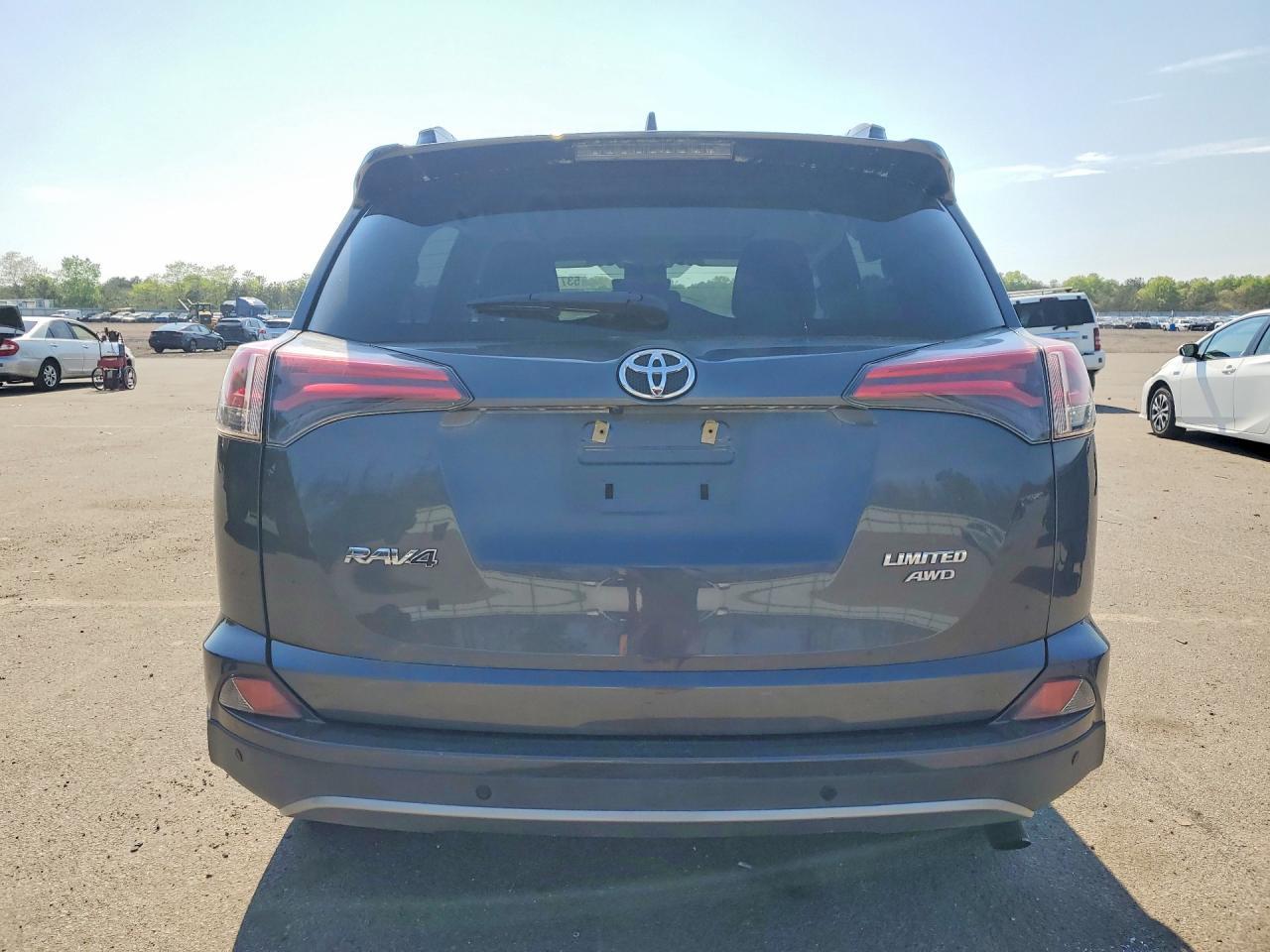 2018 Toyota Rav4 Limited - Фото 6