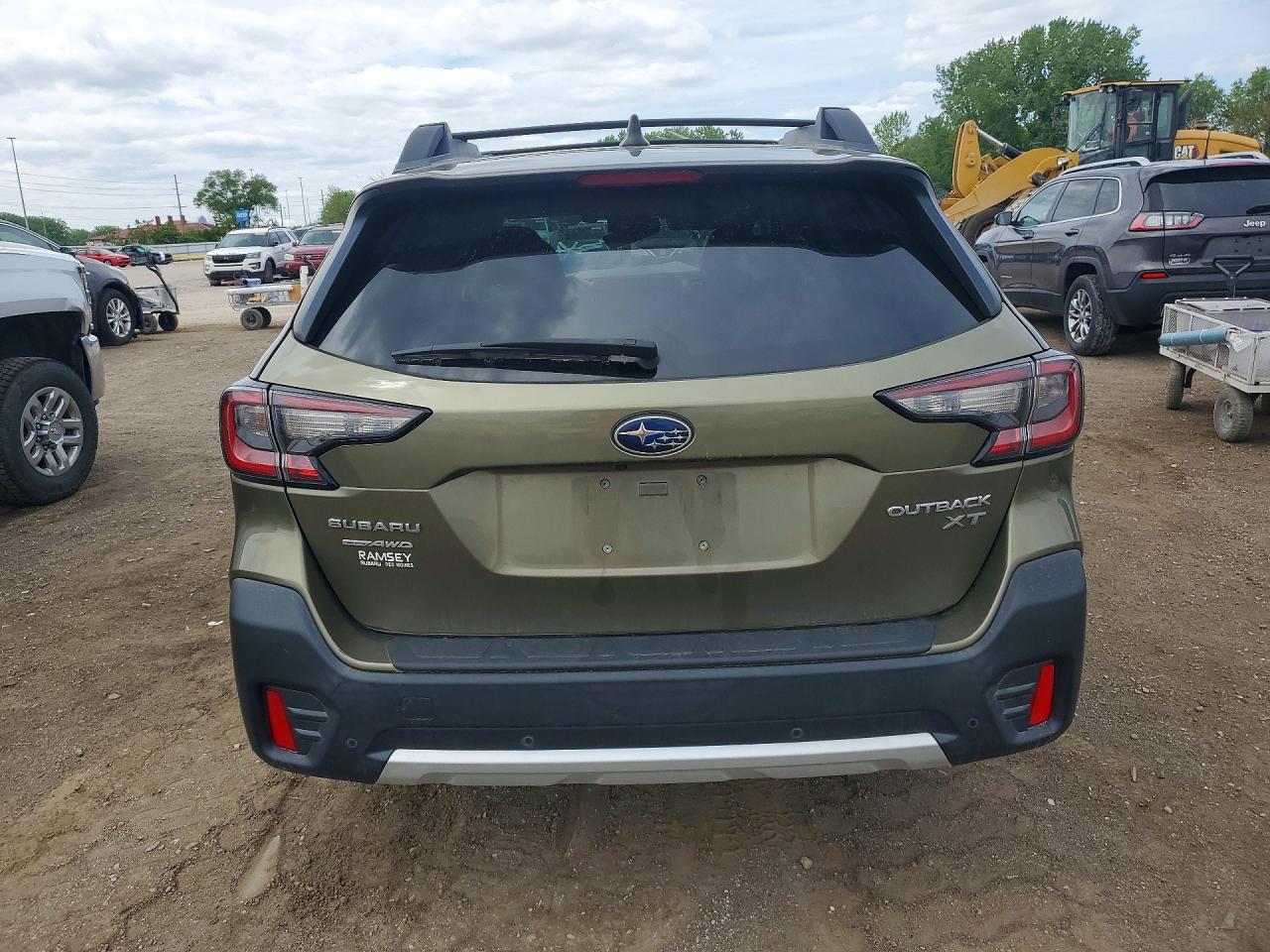 2020 Subaru Outback Limited Xt - Image 6