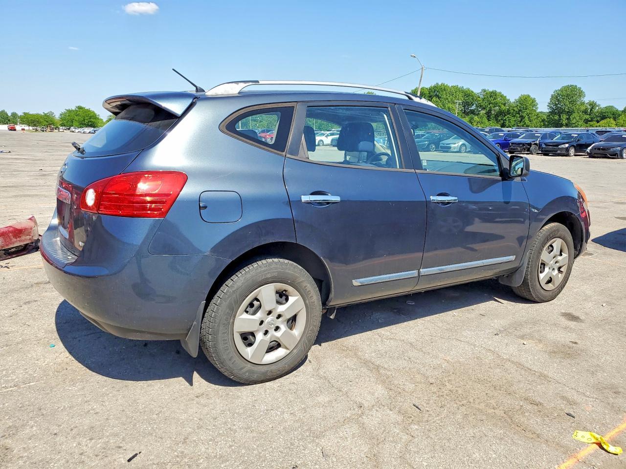 2014 Nissan Rogue Select S - Фото 3