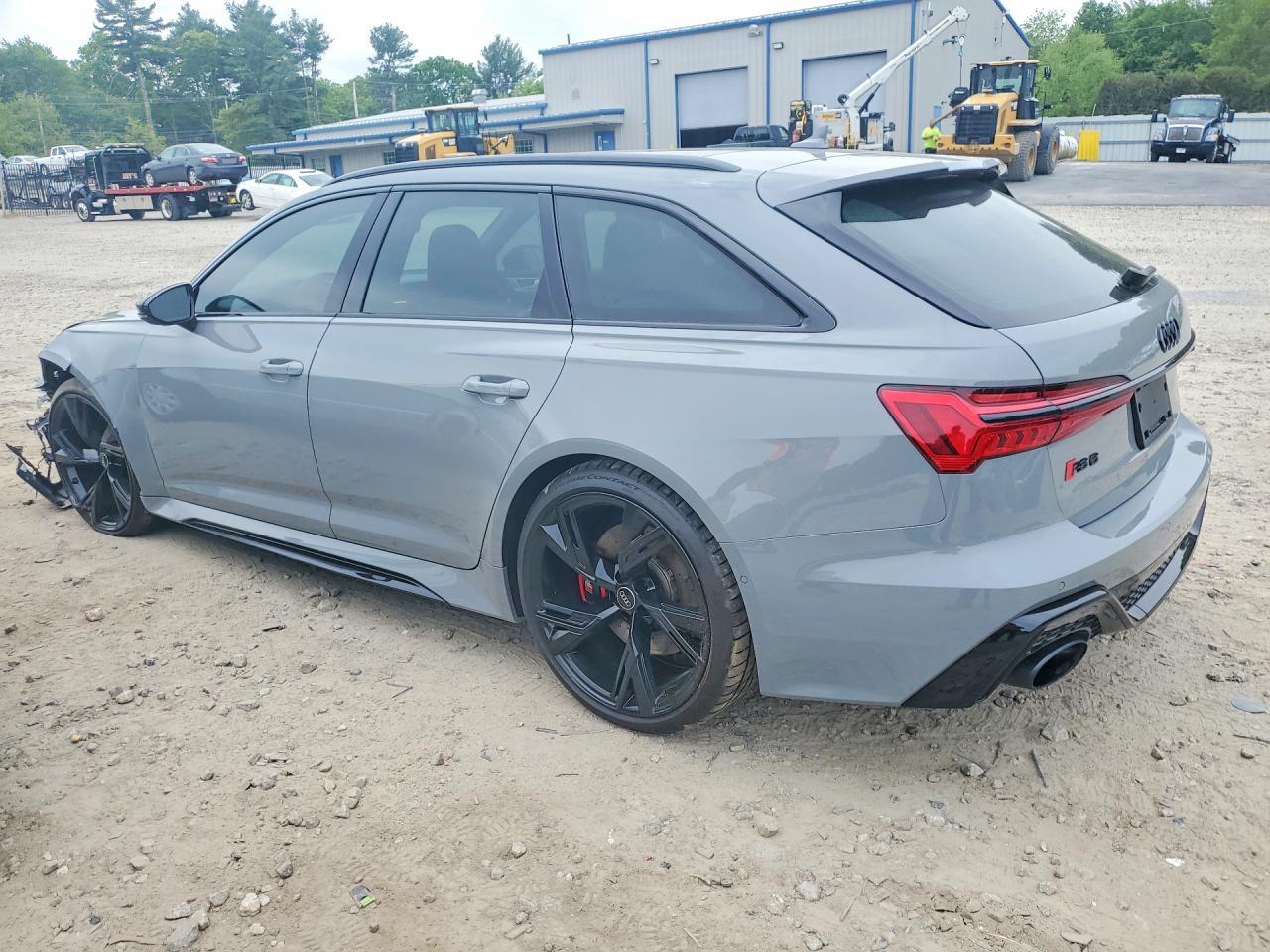 2022 Audi Rs6 - Image 2