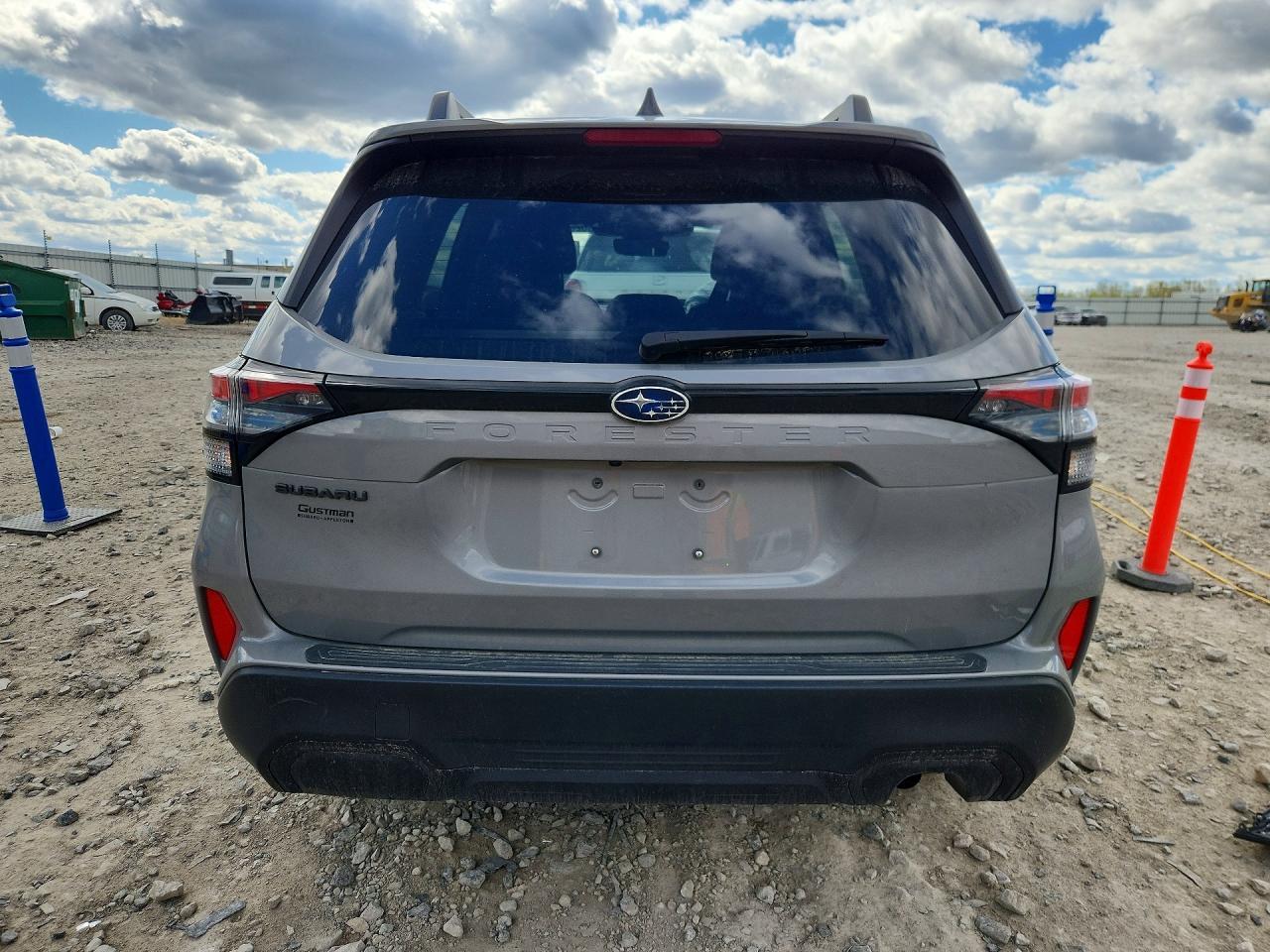 2025 Subaru Forester Premium - Фото 6