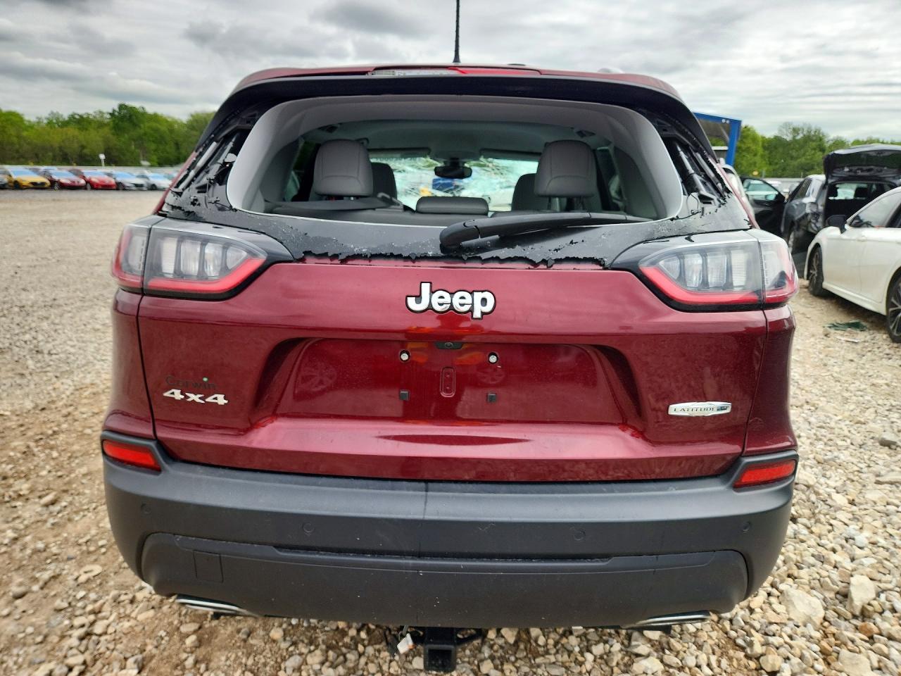 2020 Jeep Cherokee Latitude Plus - Фото 6
