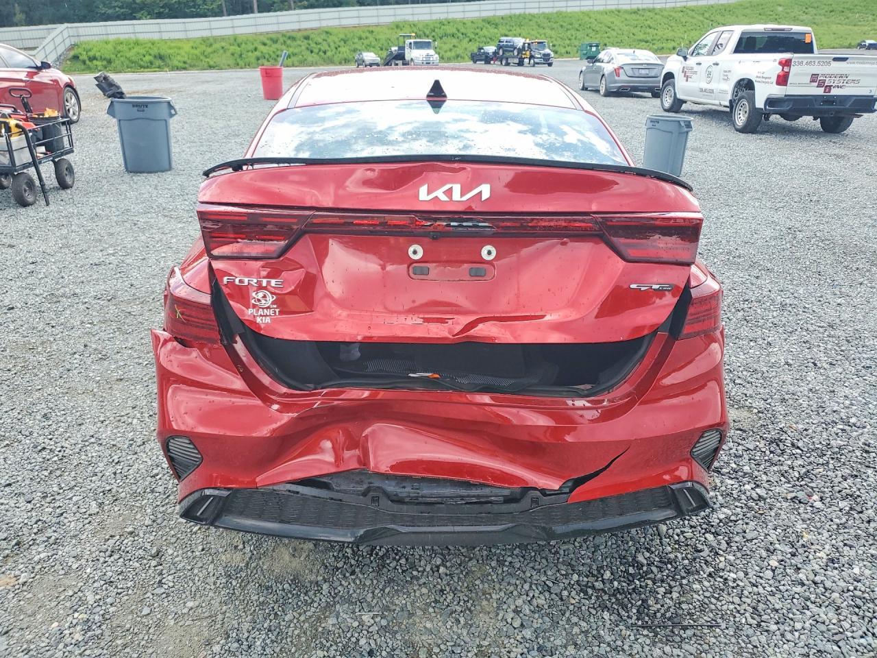 2024 Kia Forte Gt Line - Фото 6