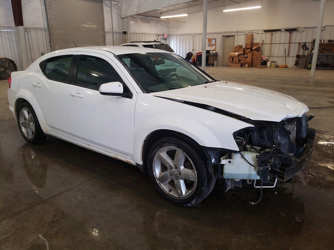 2014 Dodge Avenger Sxt - Image 4