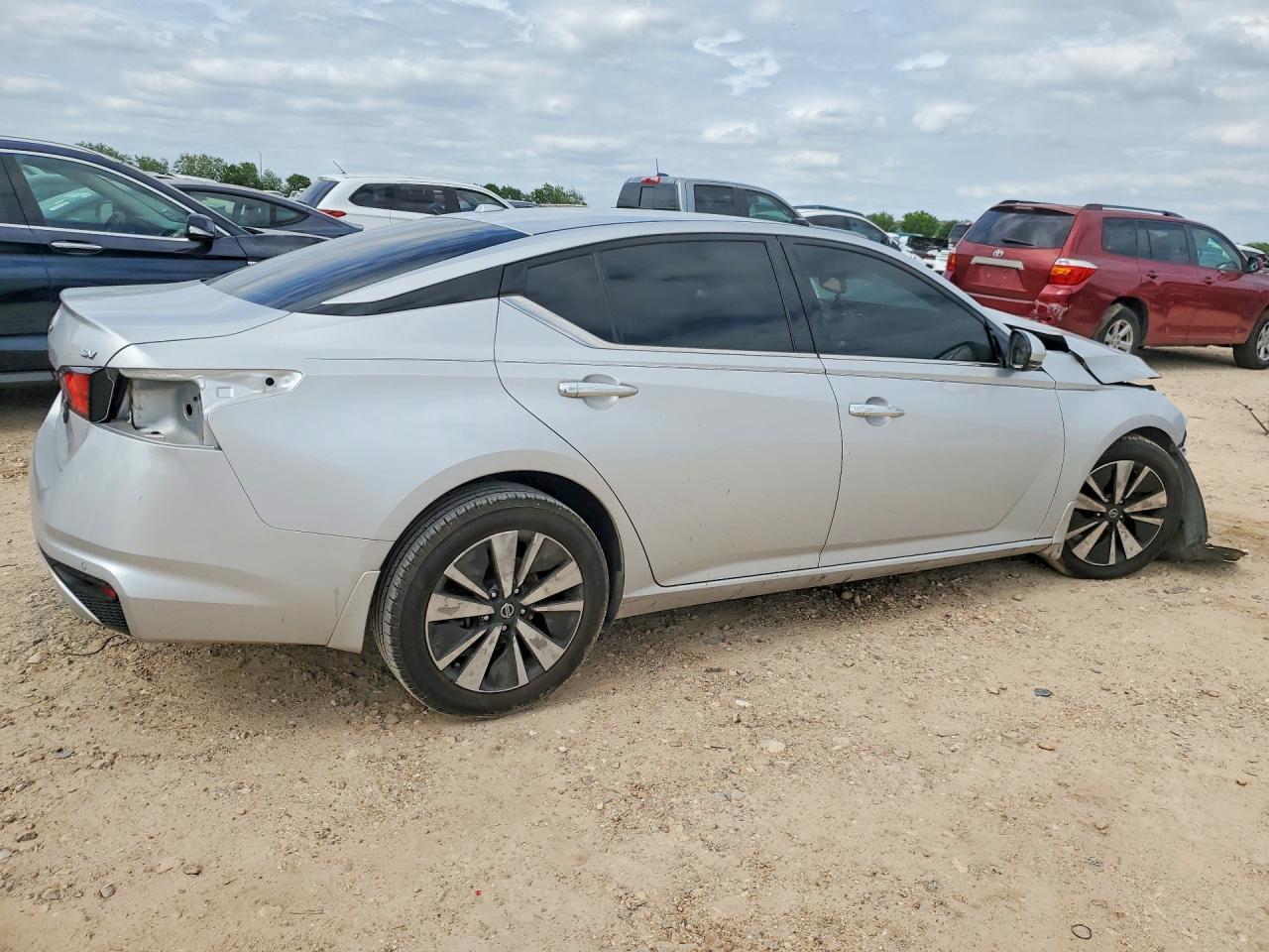 2019 Nissan Altima Sv - Фото 3