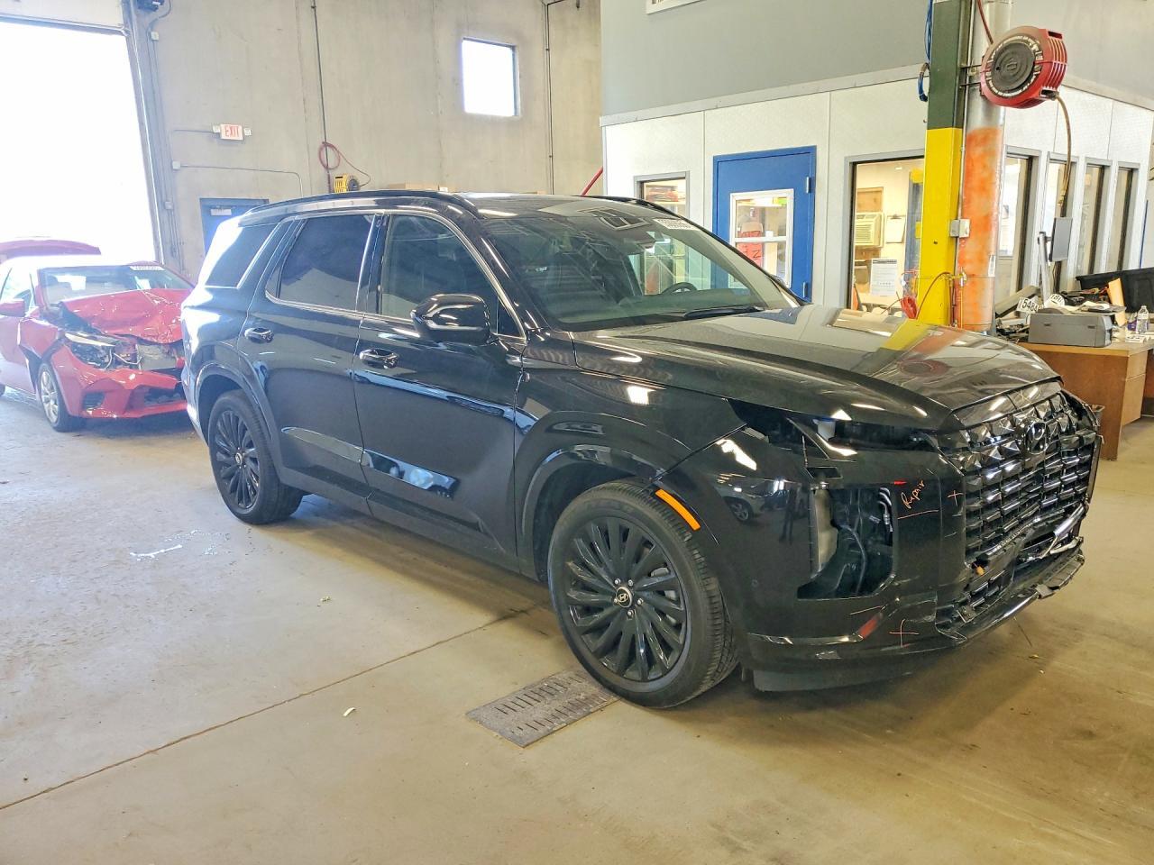 2024 Hyundai Palisade Calligraphy Night Edition - Image 4