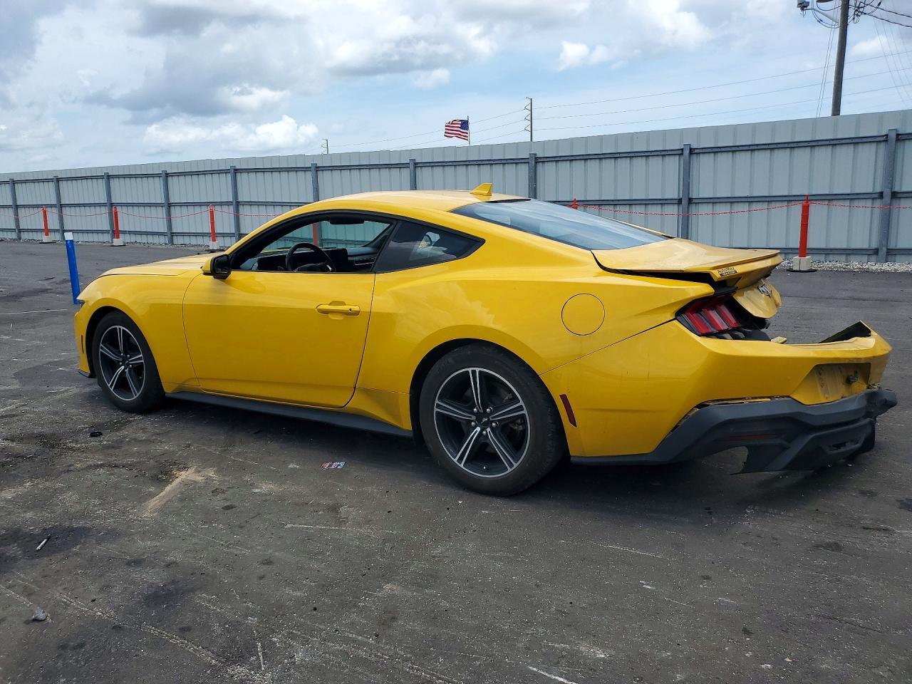 2024 Ford Mustang - Image 2