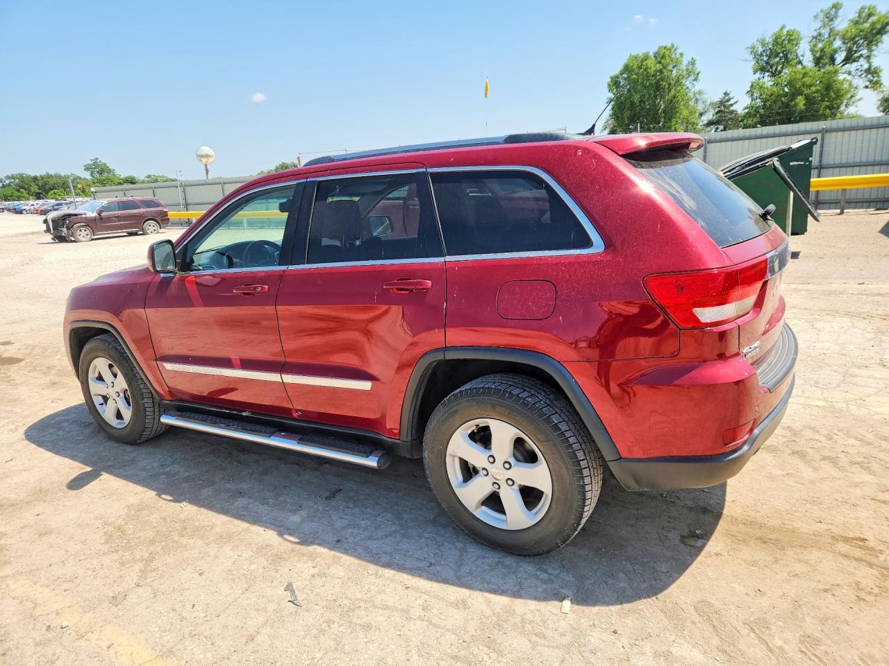 2012 Jeep Grand Cherokee Laredo - Фото 2