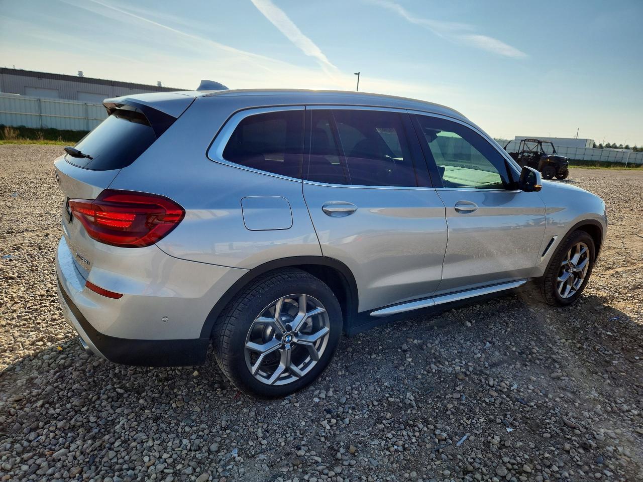 2021 BMW X3 Sdrive30I - Фото 3
