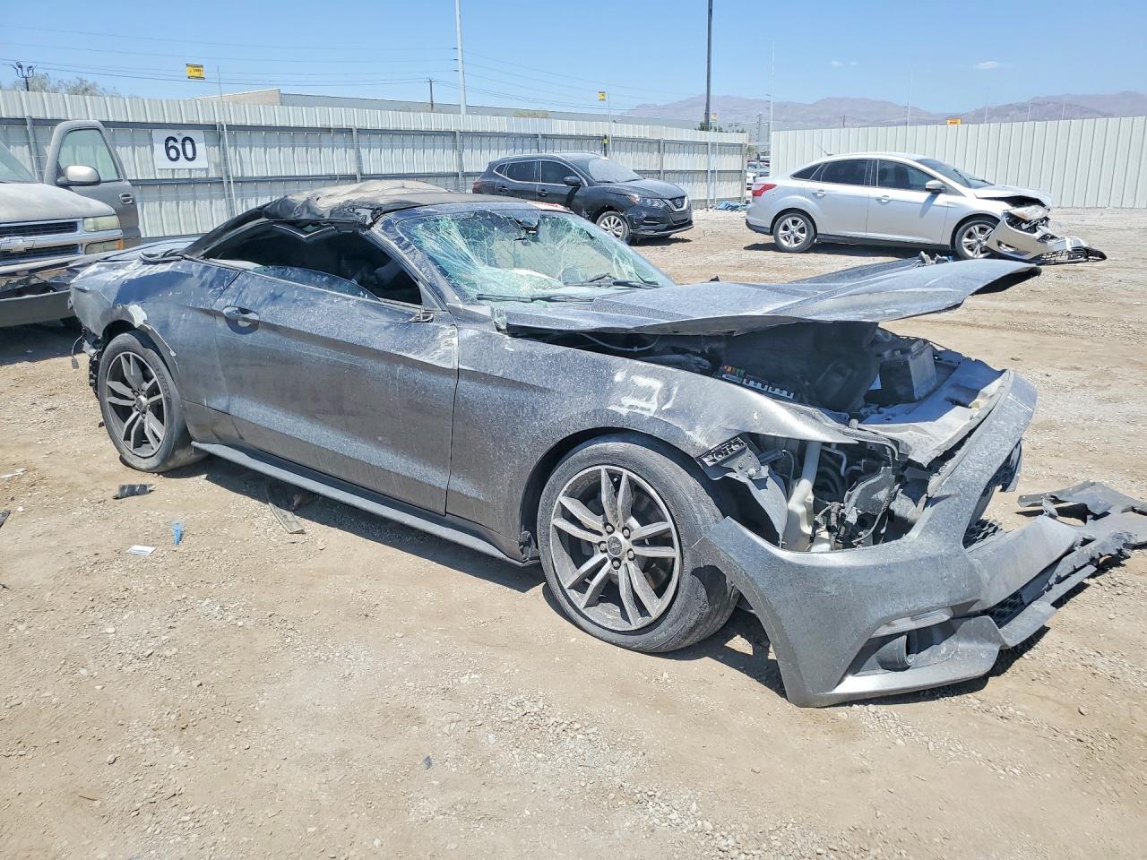 2015 Ford Mustang I4 Convertible - Фото 4