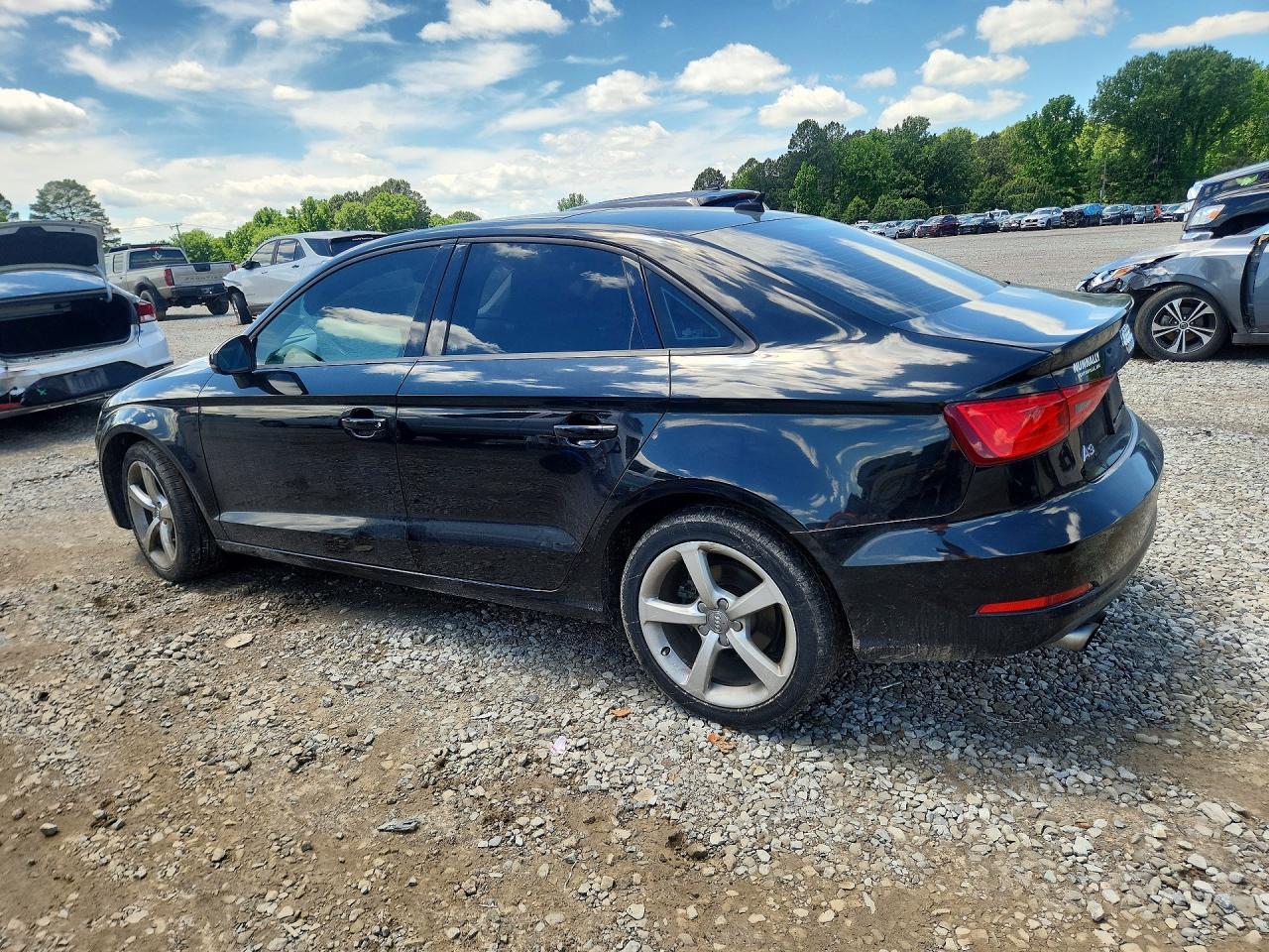 2015 Audi A3 Premium - Фото 2