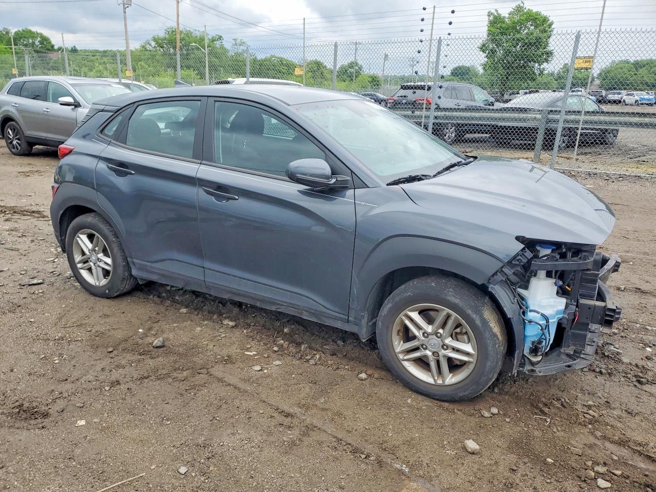 2022 Hyundai Kona Se - Image 4